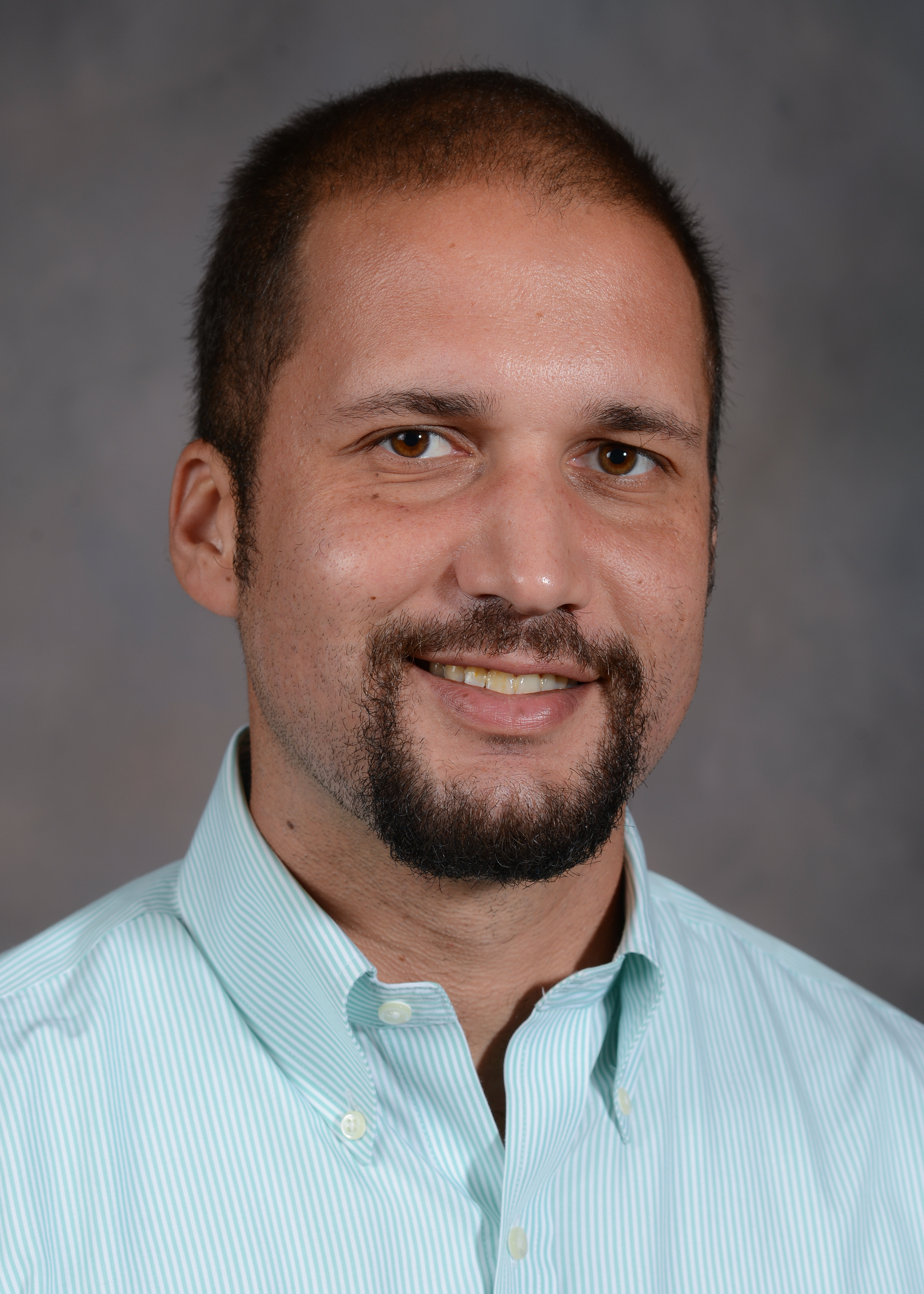 Damon  Abdi professional headshot.